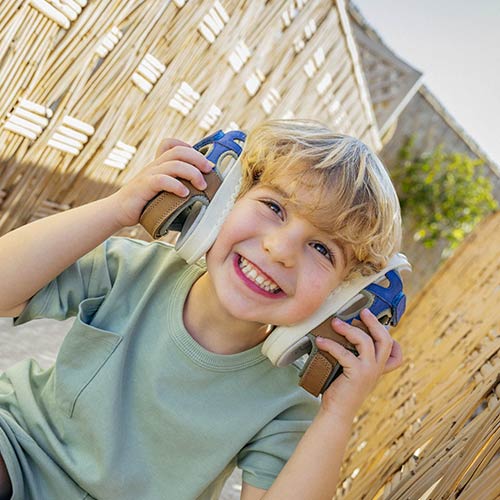 Découvrez notre collection de sandales enfant pour garçon