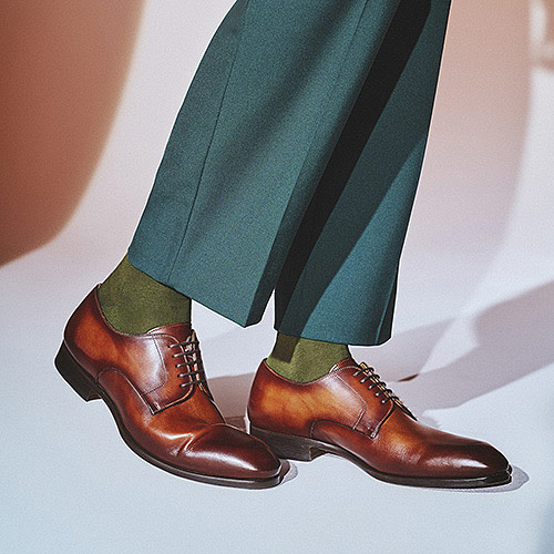 Profitez de notre offre spéciale chaussettes sur Falke : 3 paires achetées, la 4ème paire offerte 