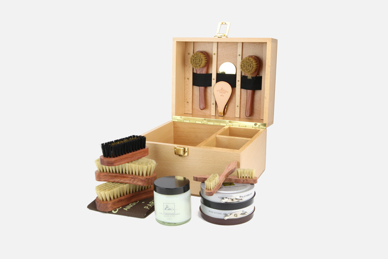 Luxury shoe care kits